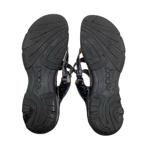 ECCO Living Thong Croc Embossed Patent Leather Sandals 7 7.5 38 Slip On Strappy - Picture 6 of 8